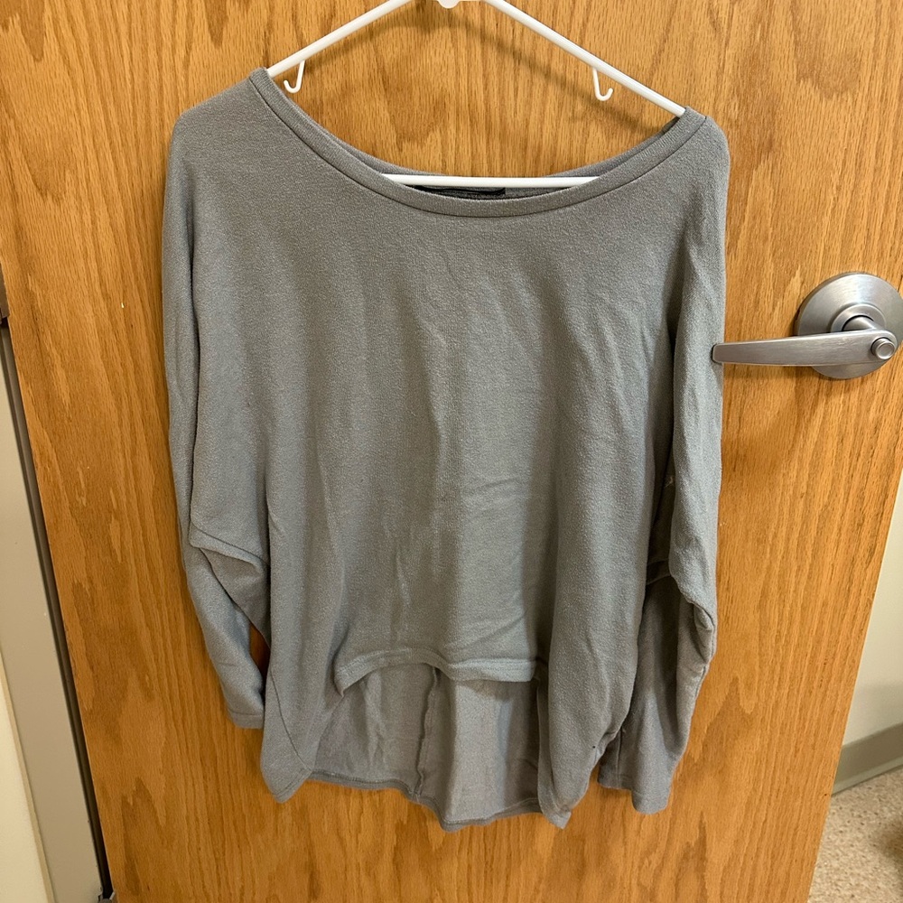 Women's Grey Top